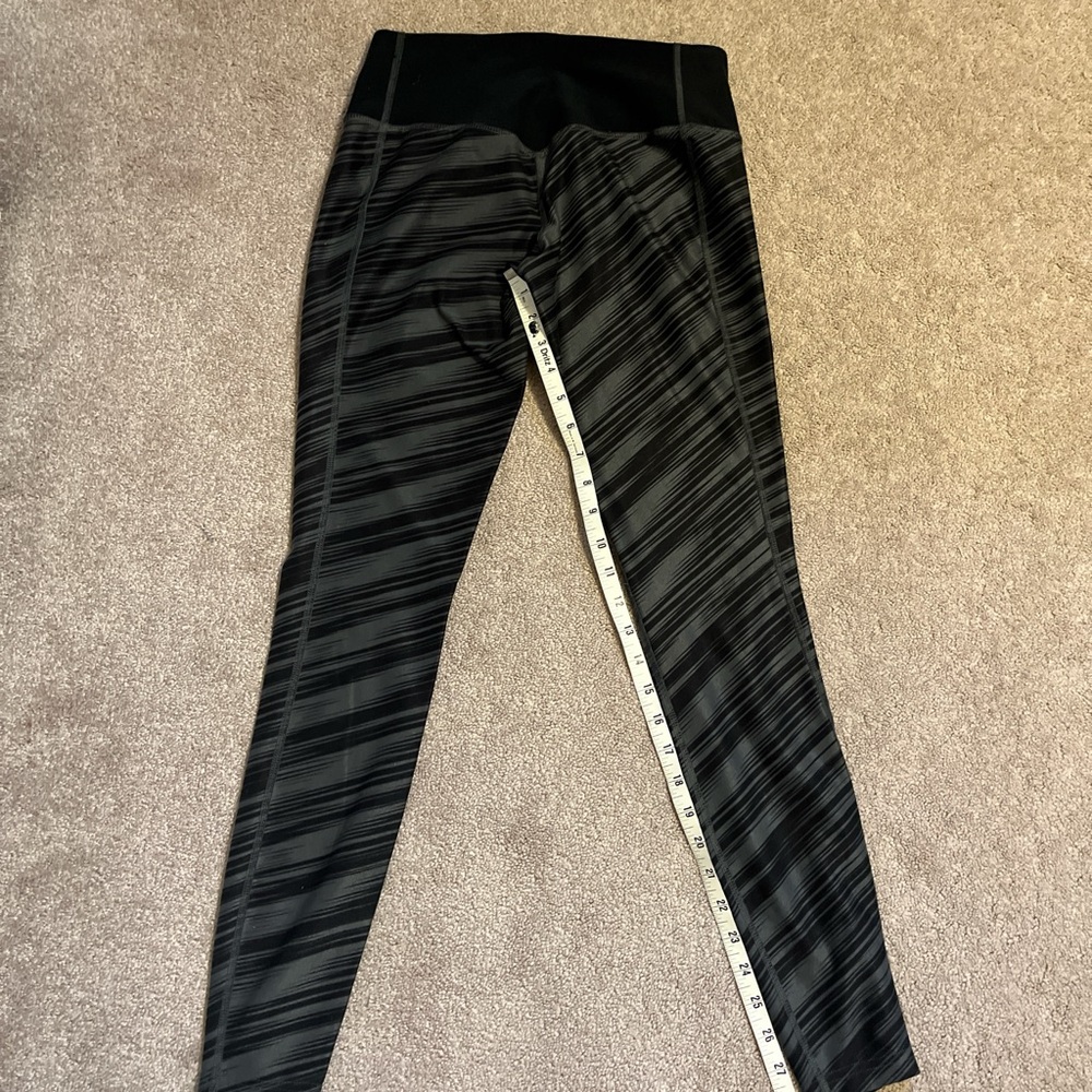 Nike Black and Gray Women's Leggings - Picture 5 of 6